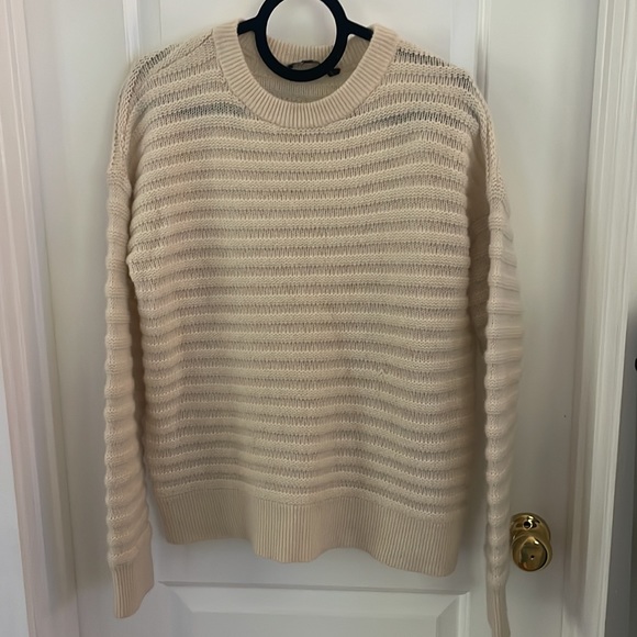 Theory Sweaters - Theory Ribbed Cream Cashmere sweater L